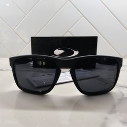 Oakley Mens OO9417 Holbrook XL Square Sunglasses