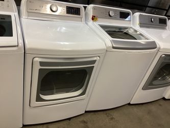 Lg washer with agitator 5.3 cu ft and dryer gas