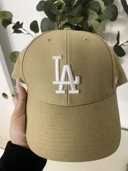 LA HAT