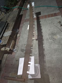 Vintage Two-Man Crosscut Logging Saw / “Misery Whip” – Rustic Wall Décor
Price: $80 OBO