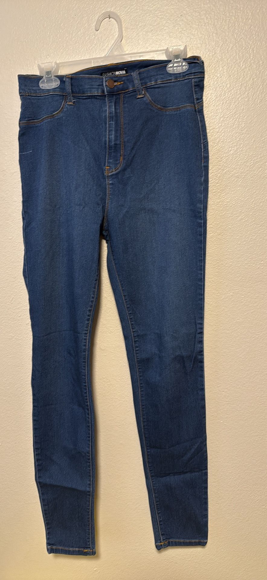 Fashion Nova Jeans Size 13