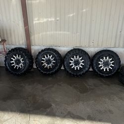 2021 Honda Talon Rims+Tires Only a couple hundred miles on them-They are the original tires & rims that came with my Talon-Size of tires are in the pi