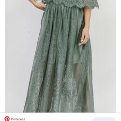 Caroline Lace Maxi Dress