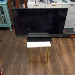 Great Condition Samsung Smart TV Best Offer