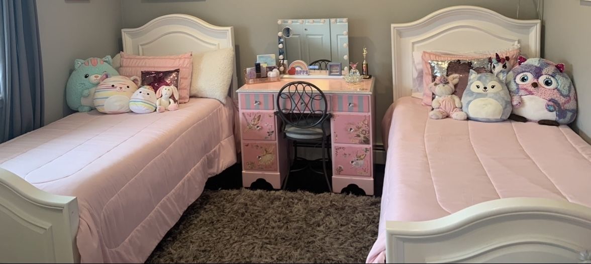 Twin Size Bed