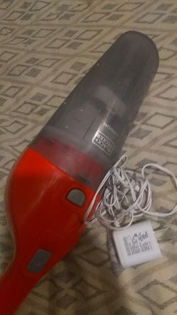Black & Decker Lithium chargeable portable vacuum