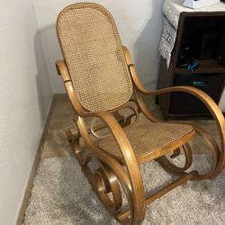 Rocking Chair 