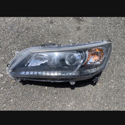 2013 - 2015 Honda Accord Left Headlight 