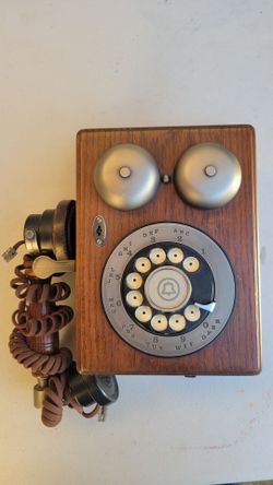 Vintage Style Rotary Wall Telephone