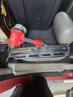 Milwaukee 7200-20 3-1/2 inch Full Round Head Framing Nail Gun
