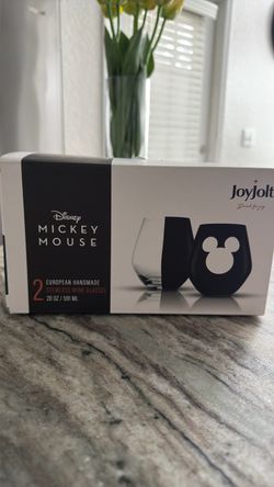 JoyJolt Disney Mickey Mouse Stemless Wine Glasses Set
