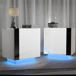 Black & White Modern Nightstands