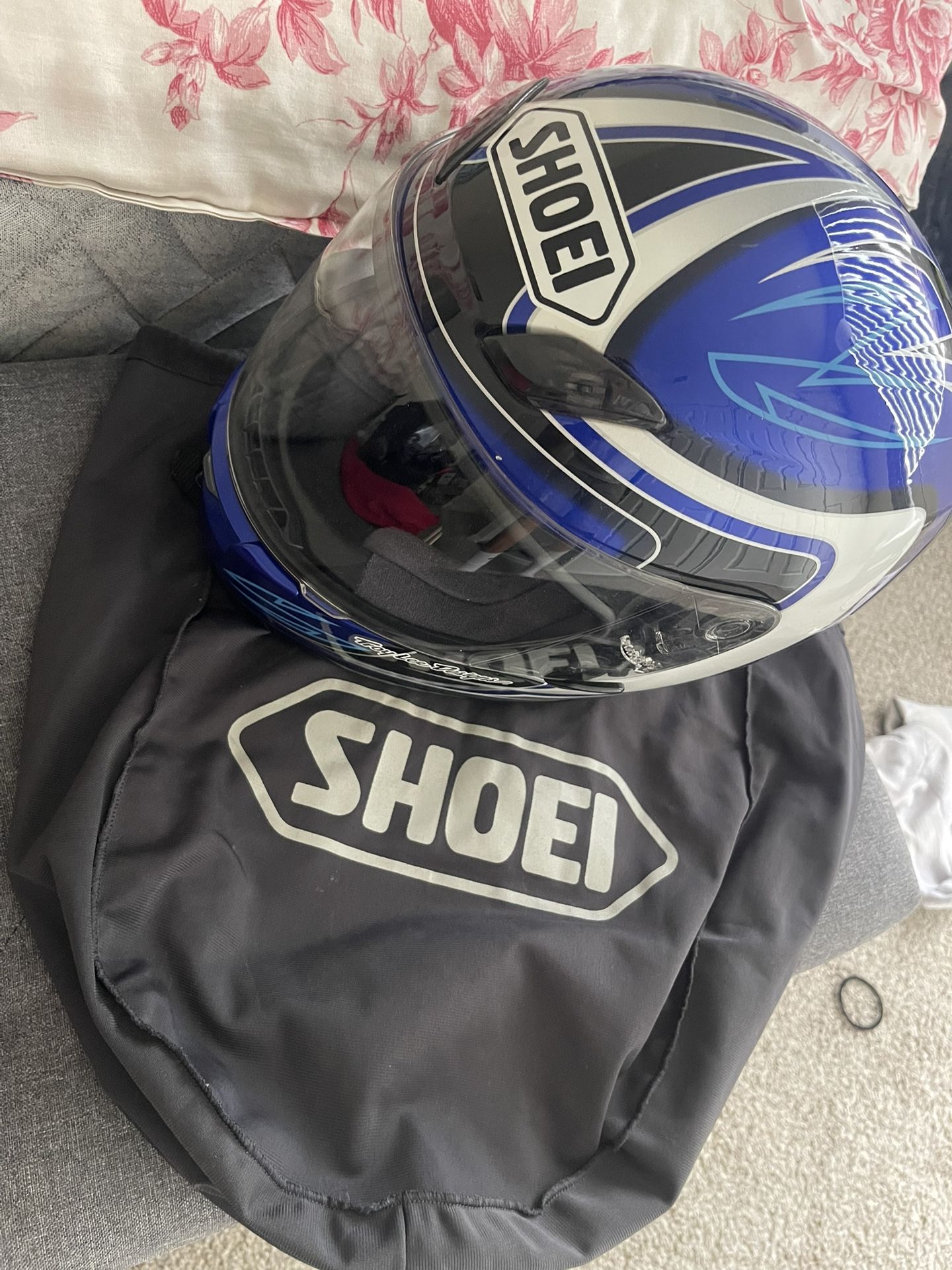 Shoei Motorcycle Helmet 
