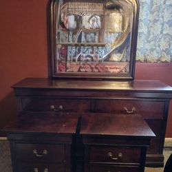 Dresser w/Mirror & 2 Nightstands 