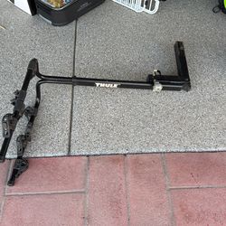 THULE 4 Bicycle Hitch Rack