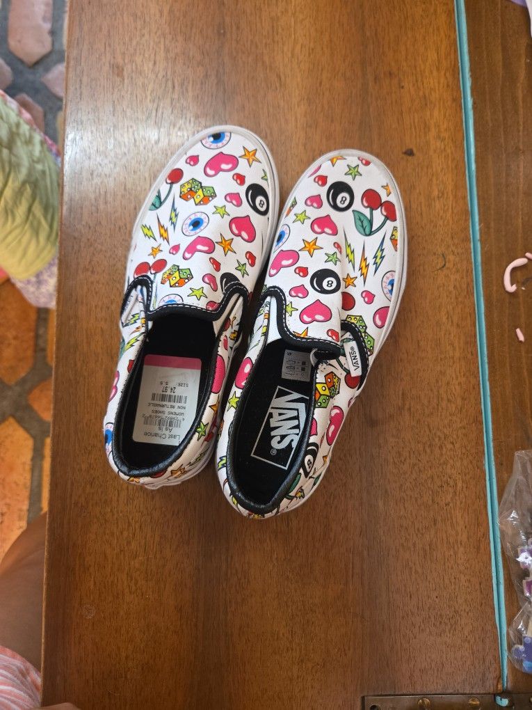 Vans- 8 Ball design