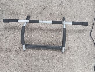 Pullup bar