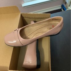 Pink Clarks Unstructured Flats 
