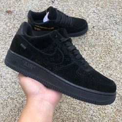L.ouis V.uitton LV x Nike Air Force 1 x off-white 3