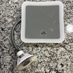 Magnifying Mirror With LED Light