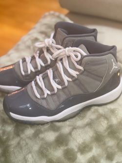 Jordans Cool Greys - Size 7Y