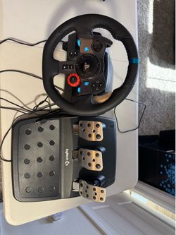 Logitech G29 steering wheel