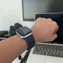 APPLE WATCH SERIES 8 45MM UNLOCKED 