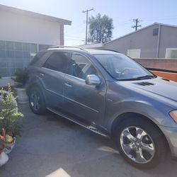 2010 Mercedes-Benz M-Class