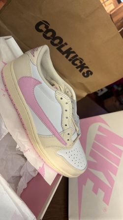 Travis Scott size 8