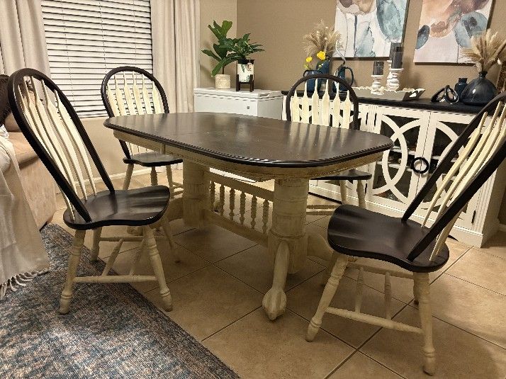Dining Table With 4 Chairs