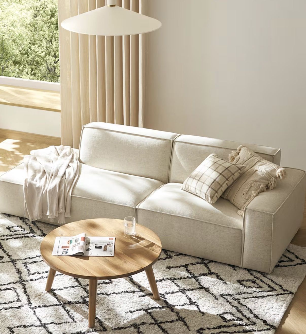 Castlery sofa 