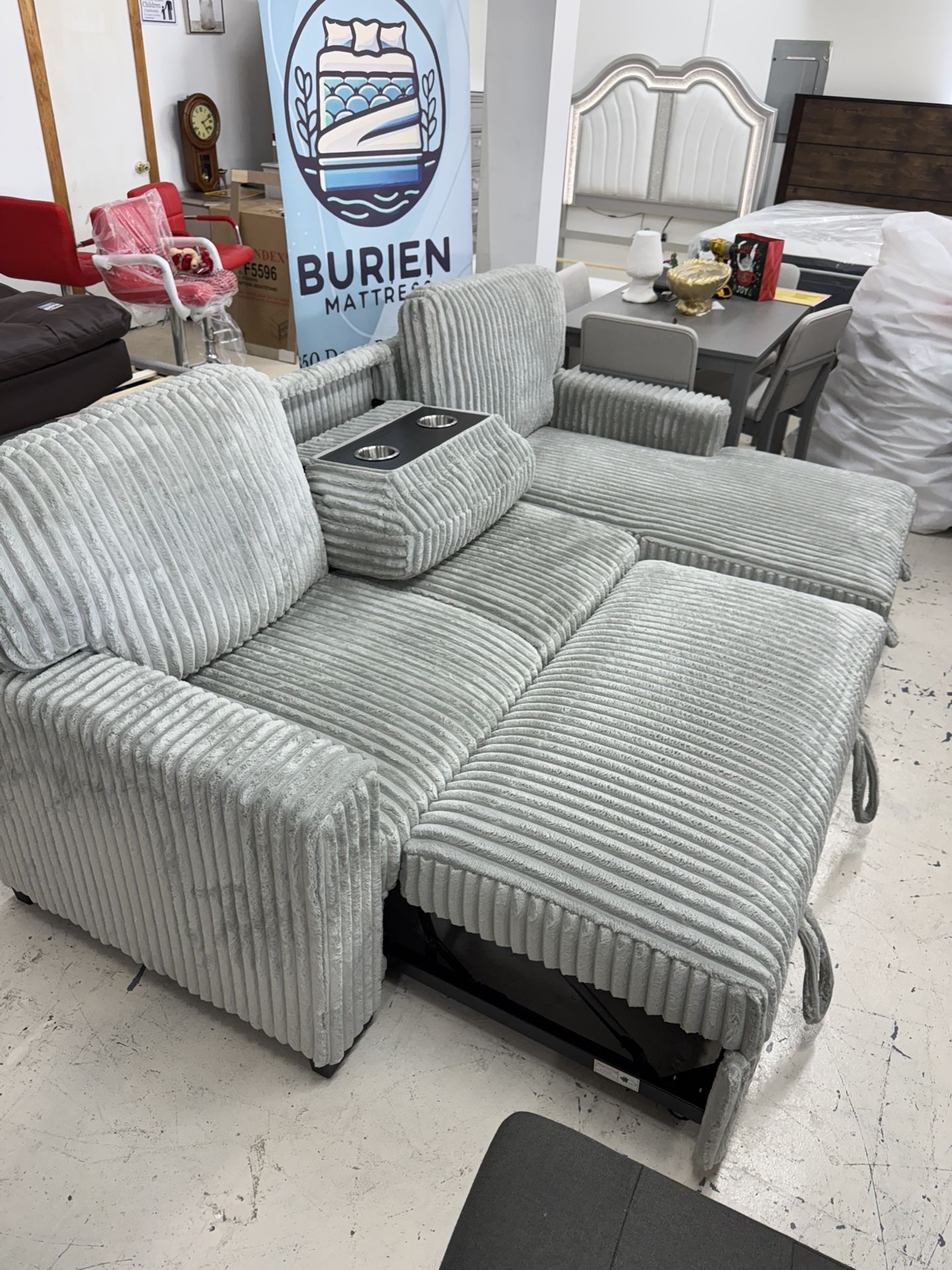 2-Piece Convertible Sectional Sleeper Sofa W/Fold-Down Table & Chaise Storage💫