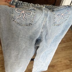 Teen jeans with sweater