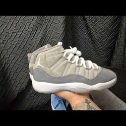 JORDAN RETRO 11s COOL GRAY SIZE G.S 7Y