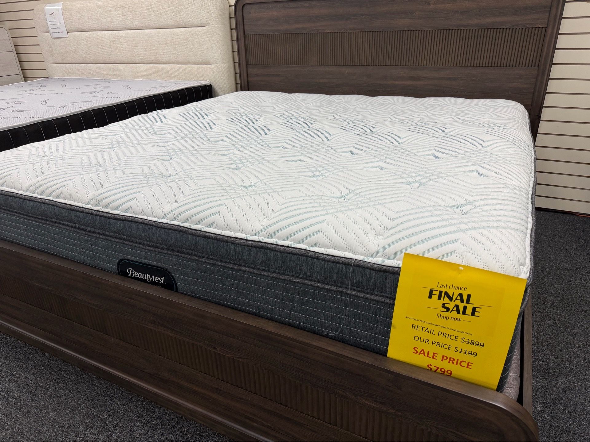 Beautyrest PreassureSmart King Size PillowTop Mattress on Sale for $799. Delivery Available