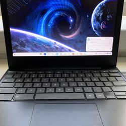 ChromeBook Laptop 64gb 