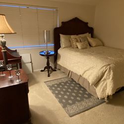 Complete Bedroom Set with Lamp