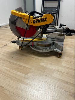 DEWALT miter saw
