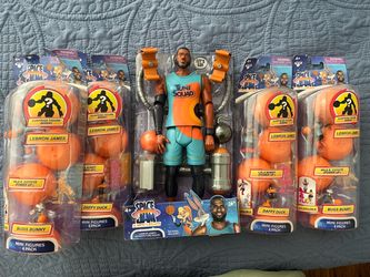 LeBron Space Jam figure and 5 miniatures
