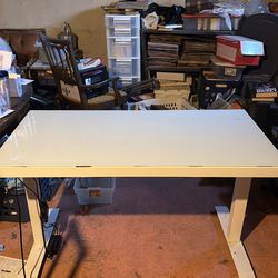 Adjustable Standing Desk