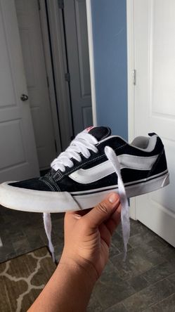 Vans Knu Skool black and white