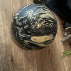 Bowling Ball + Bag