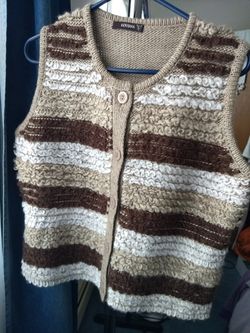 Knitted vest