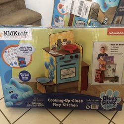 New In Box Blue's Clues Kitchen Playset Cooking Wooden Nickelodeon KidKraft …