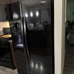 Black Double Door Whirlpool Fridge 