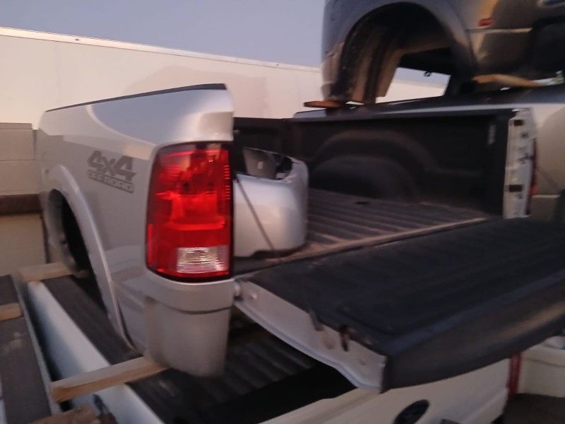 Short Bed Ram 6'4"