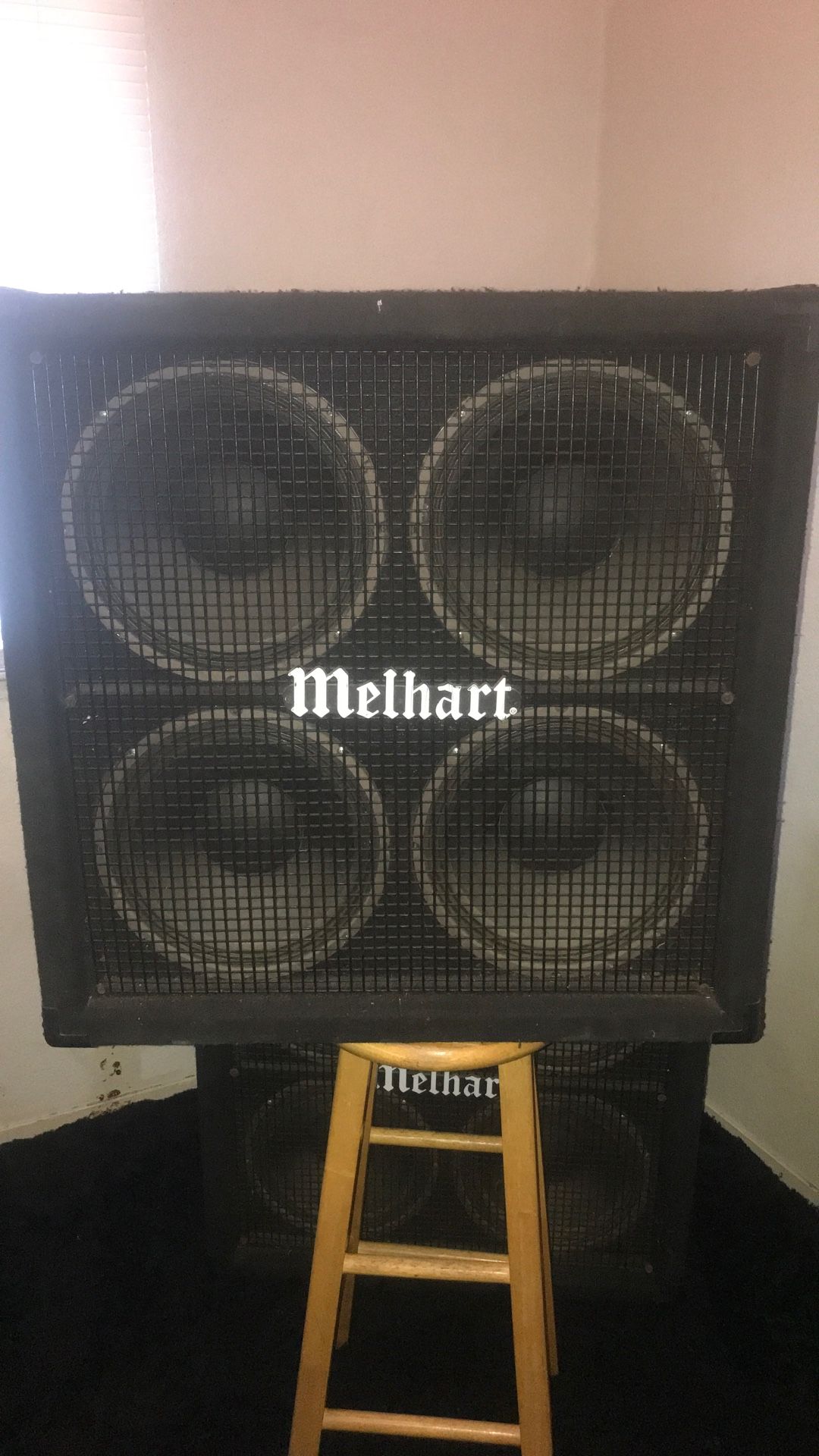 2 Melhart Concert Speakers