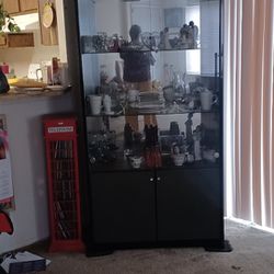 breakfront china cabinet 