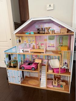 Barbie play house