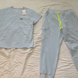 FIGS Scrubs Women’s Color Chambray Set